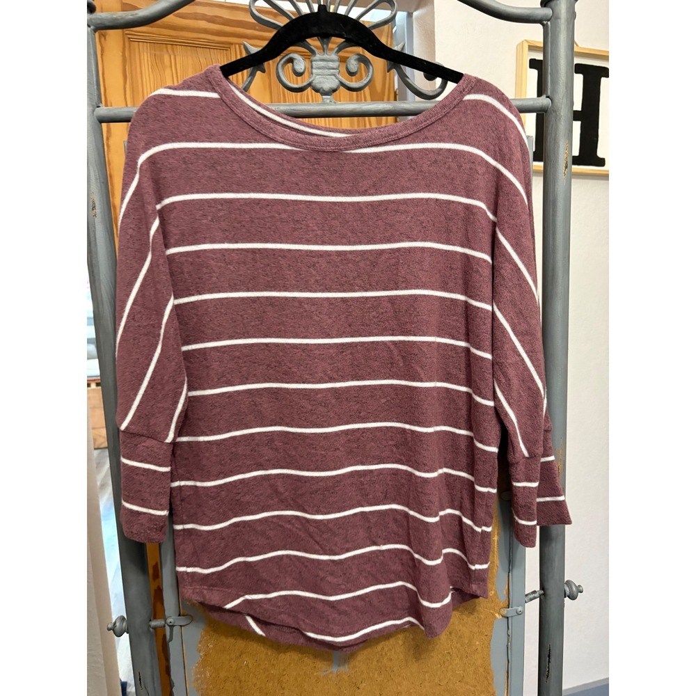 Market & Spruce Purple Striped 3/4 Sleeve Knit Top Small Mauve Burgundy Ribbed
